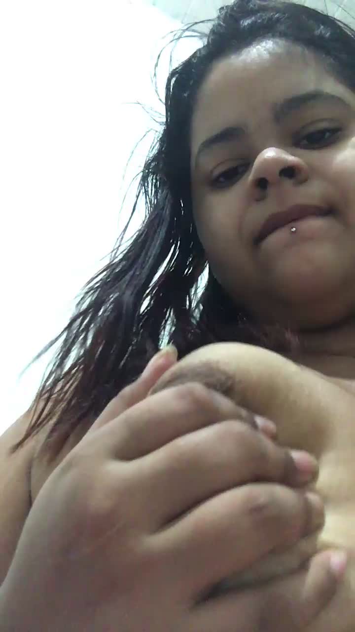 View or download file carolzinha96 on 2023-01-22 from cam4