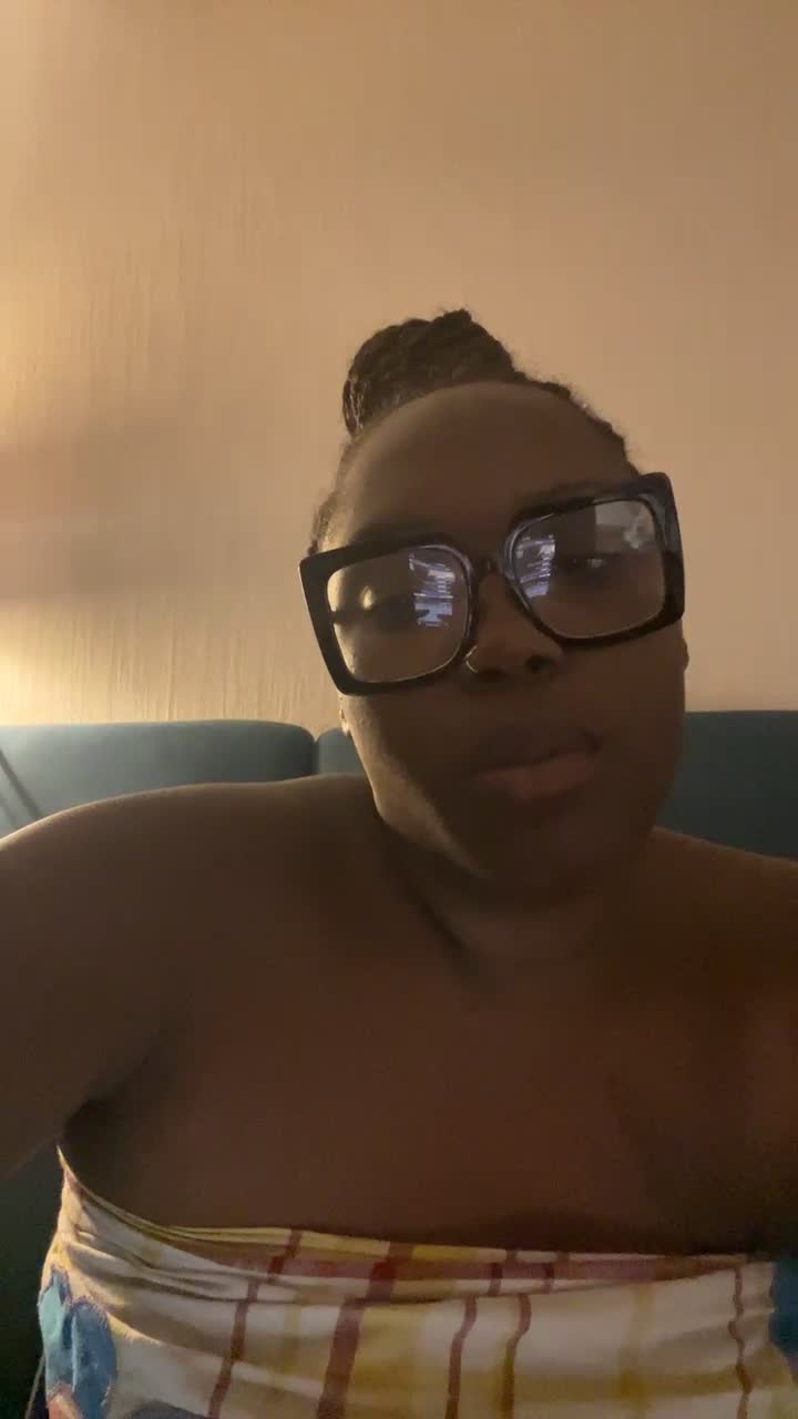 View or download file ananasss_ on 2023-08-19 from cam4